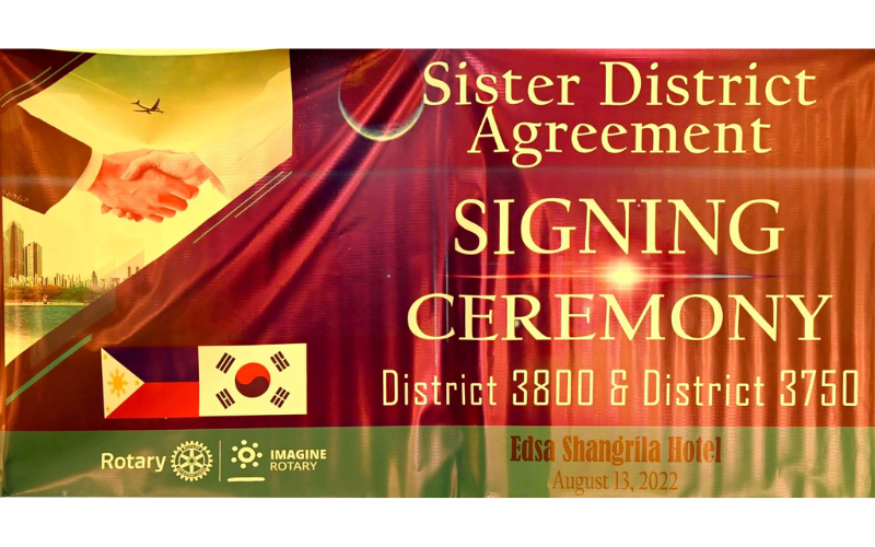 Signing of Sisterhood Agreement with RI D3750